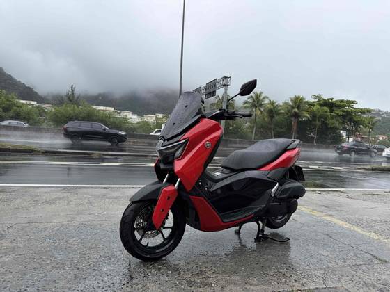 YAMAHA NMAX CONNECTED 160 ABS 
